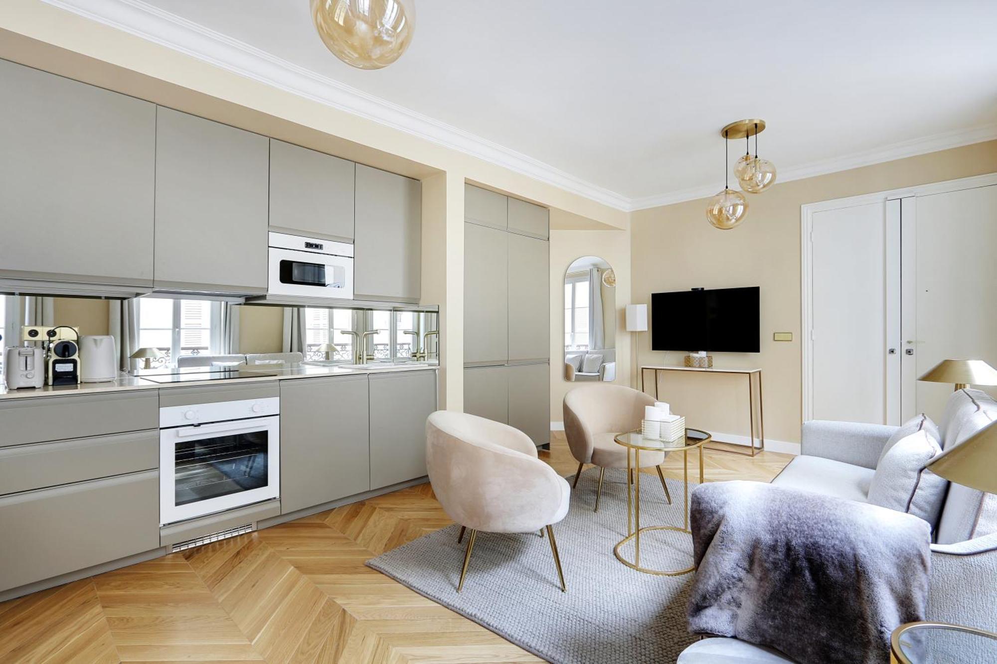 Pick A Flat'S Apartments In Opera Saint Lazarre - Rue De L'Isly Paris Exteriör bild