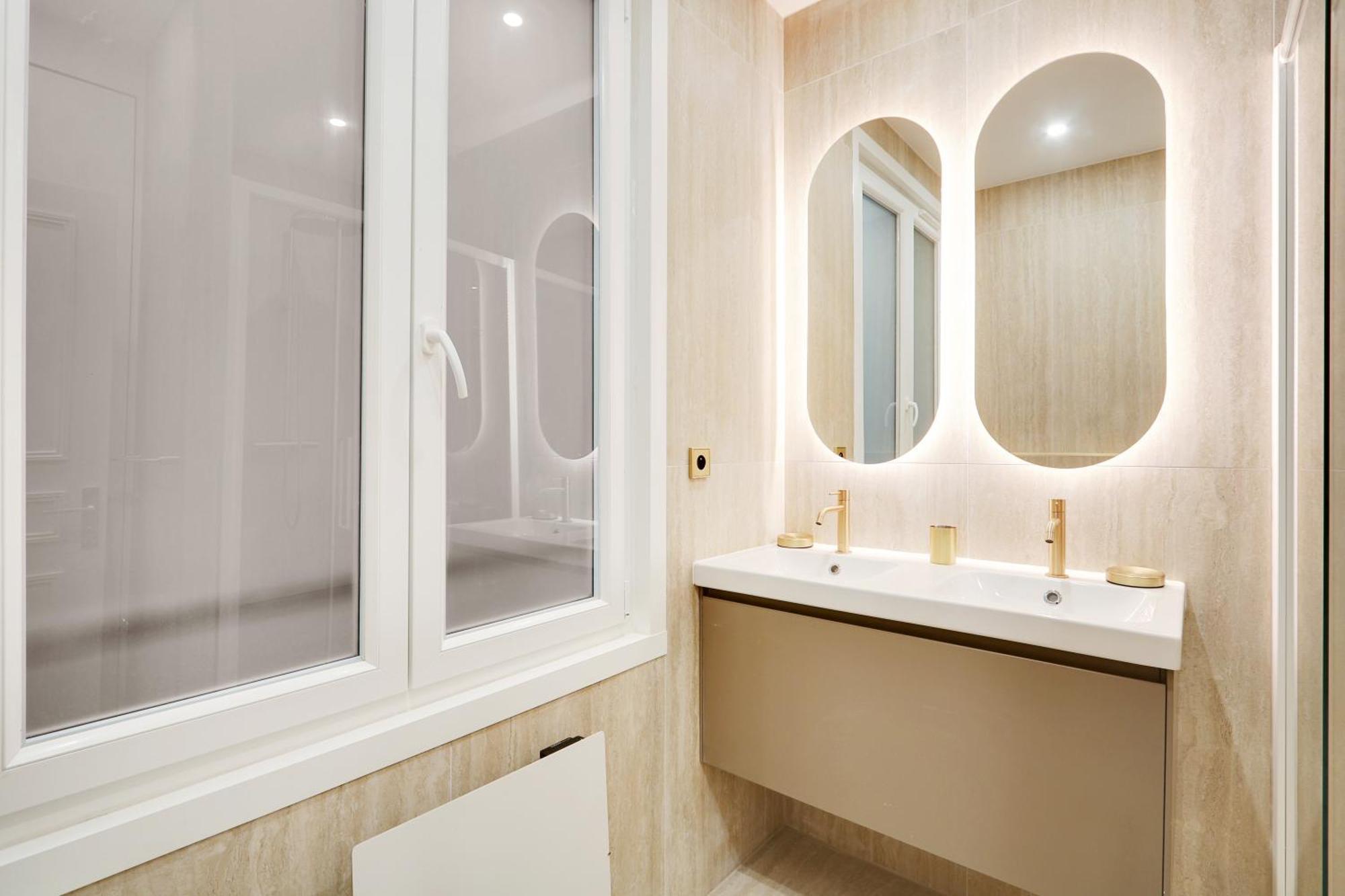 Pick A Flat'S Apartments In Opera Saint Lazarre - Rue De L'Isly Paris Exteriör bild