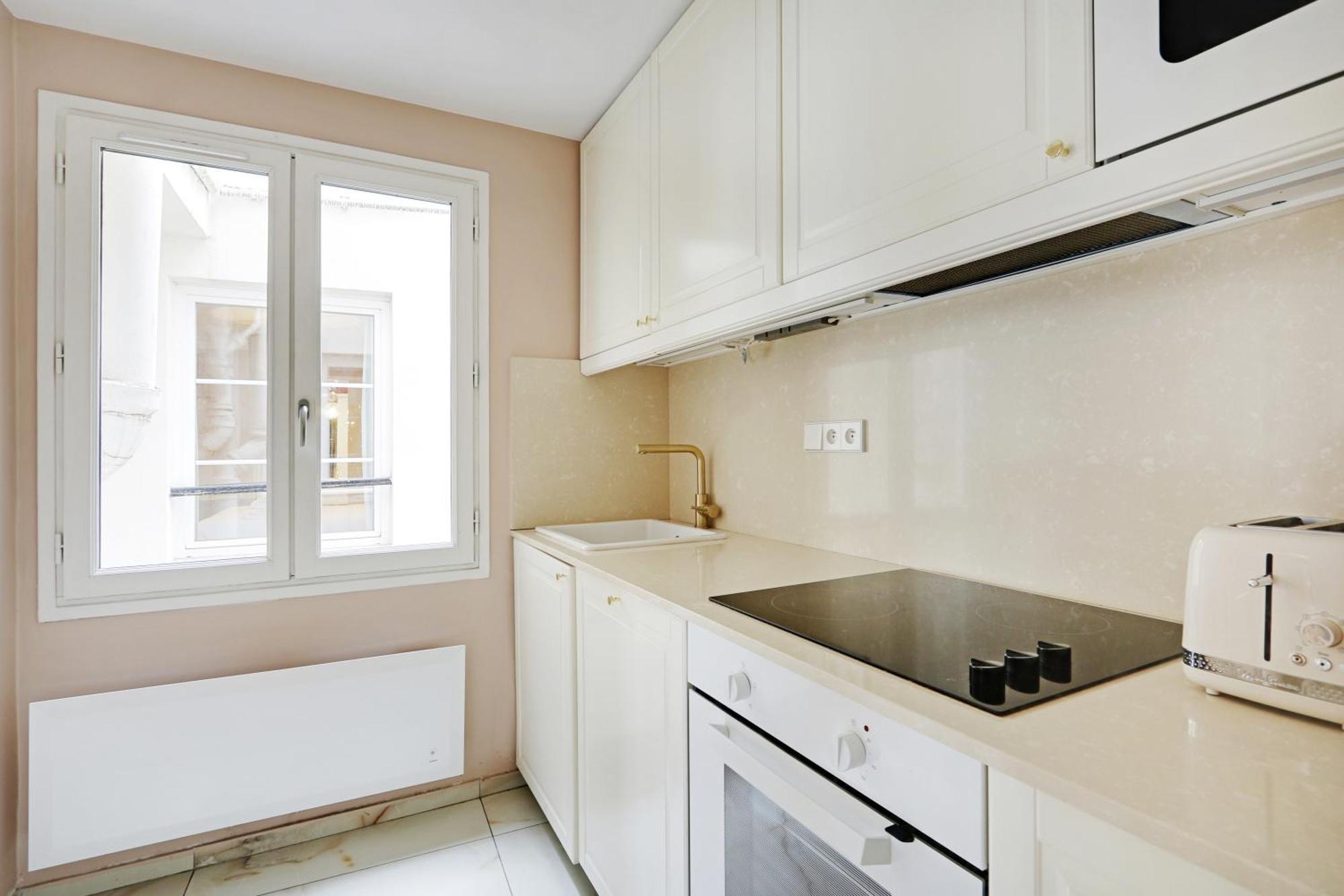 Pick A Flat'S Apartments In Opera Saint Lazarre - Rue De L'Isly Paris Exteriör bild